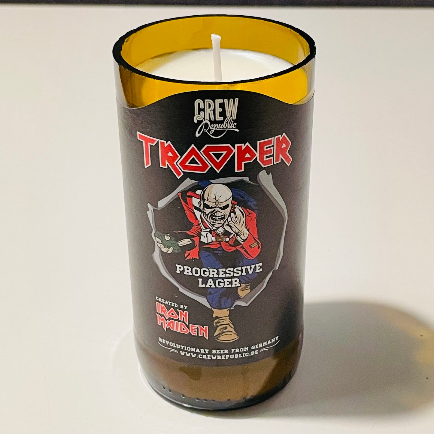 Flaschenkerze Crew Republic Iron Maiden Trooper Progressive Lager Kerze