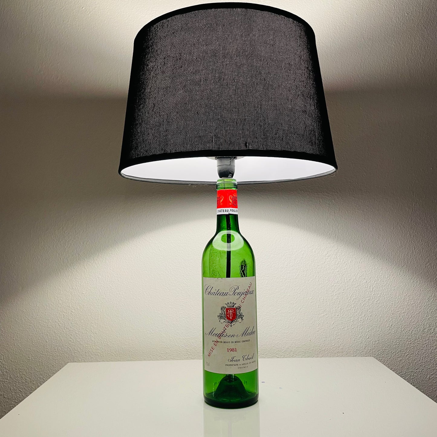 Flaschenlampe 1981 Château Poujeaux Moulis-en-Médoc Lampe